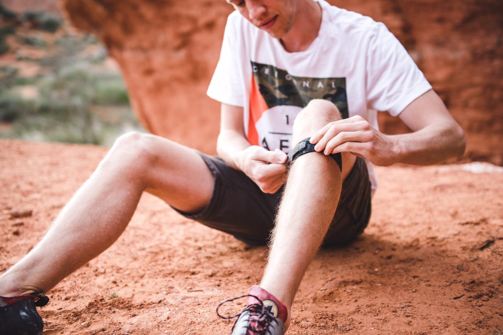 Patella Tendon Strap by MDUB | Crosstrap - MDUB MEDICAL